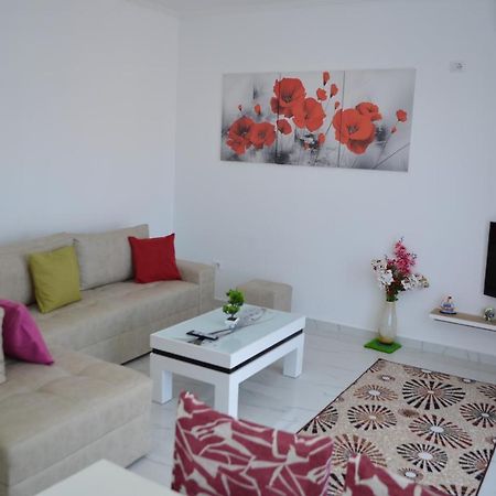 Akil Apartments Sarandë 外观 照片