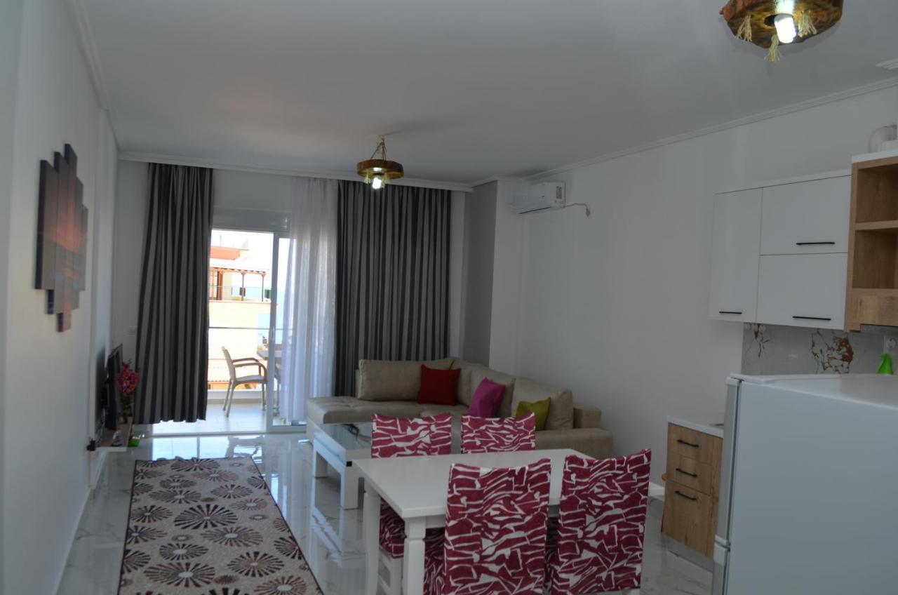 Akil Apartments Sarandë 外观 照片