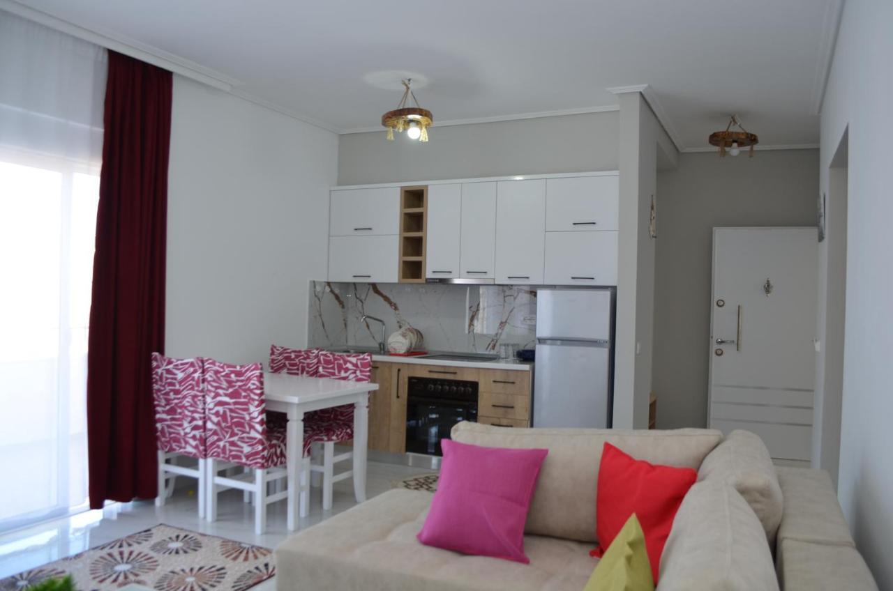 Akil Apartments Sarandë 外观 照片