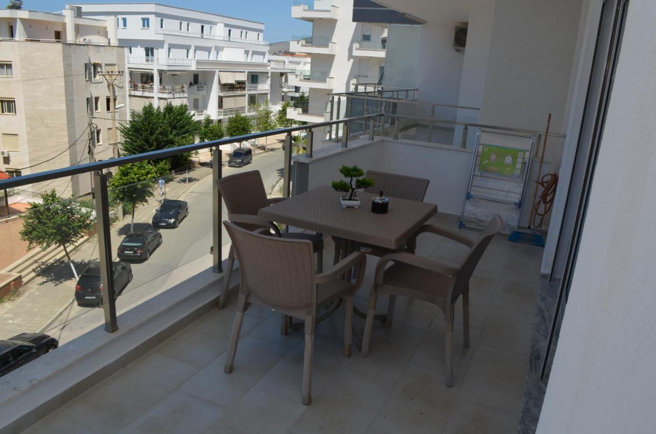 Akil Apartments Sarandë 外观 照片