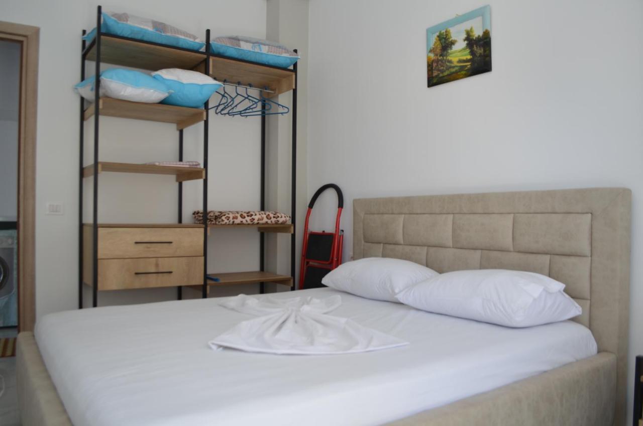 Akil Apartments Sarandë 外观 照片
