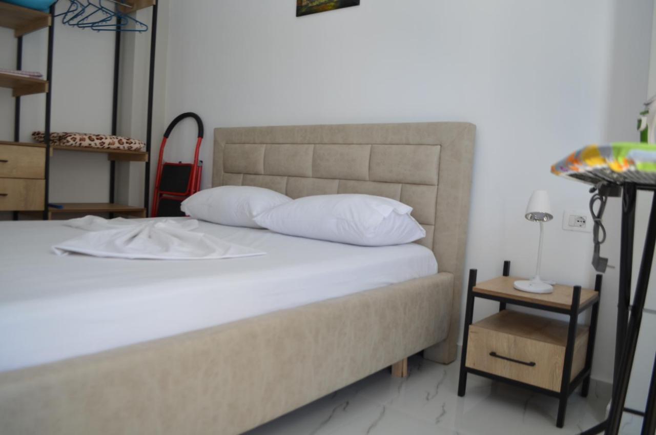 Akil Apartments Sarandë 外观 照片