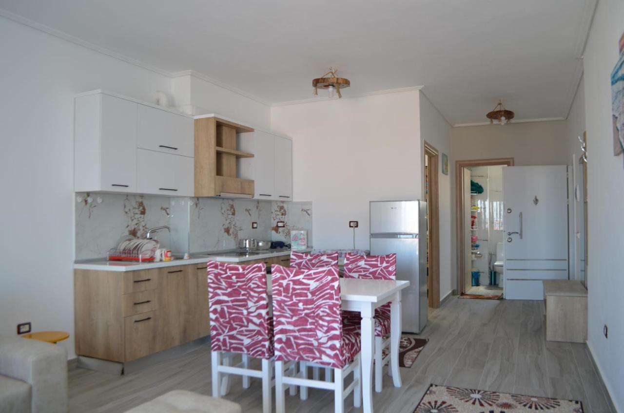 Akil Apartments Sarandë 外观 照片