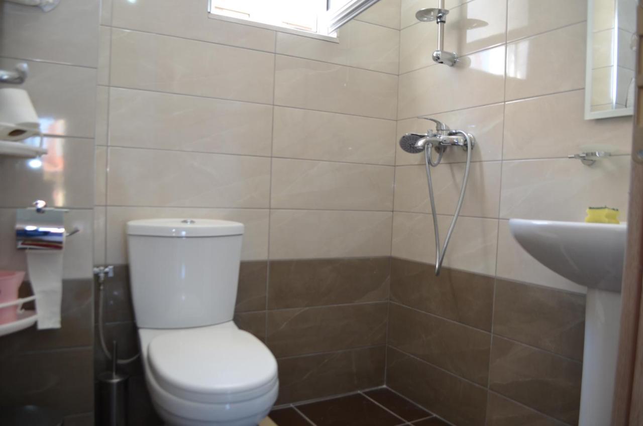 Akil Apartments Sarandë 外观 照片