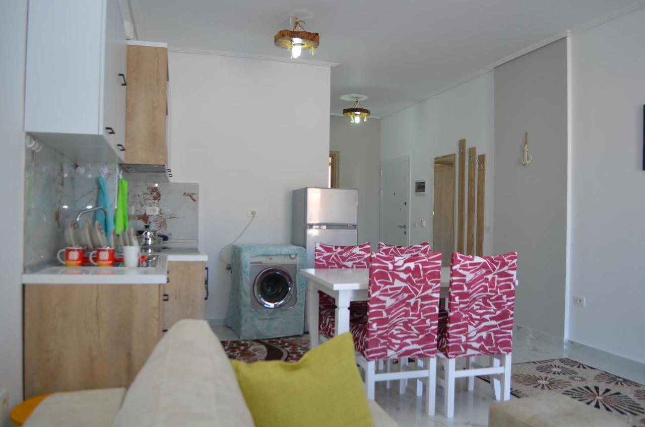 Akil Apartments Sarandë 外观 照片