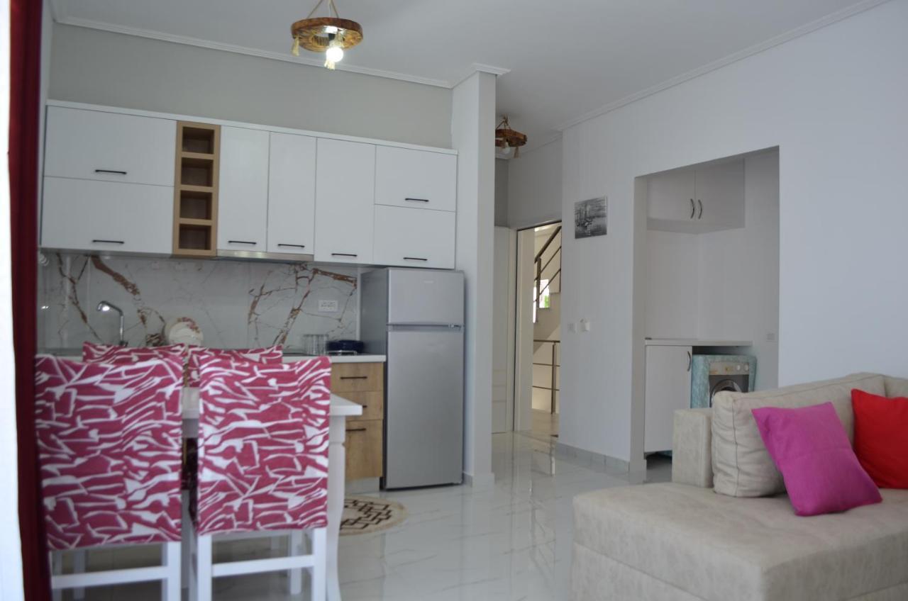 Akil Apartments Sarandë 外观 照片