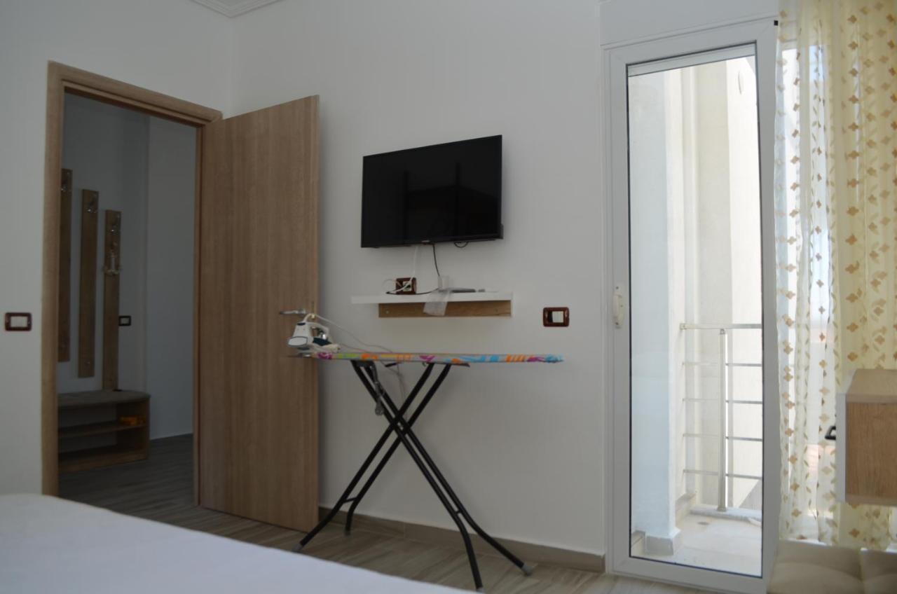 Akil Apartments Sarandë 外观 照片