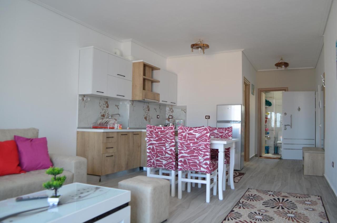 Akil Apartments Sarandë 外观 照片